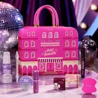 Calendrier de l’Avent Benefit — The Hotel Beneville — vue 5
